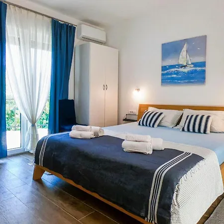 Vakantiehuis Awesome In *